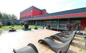 Vitalounge Sports & Spa Hotel